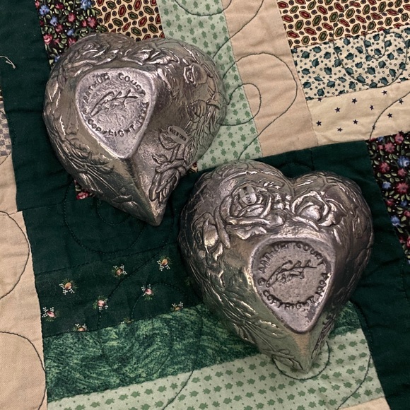 Pair of Arthur Court Pewter Rose Heart Shaped Taper Candle Holder - Picture 2 of 3